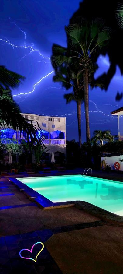 Dulaa Deema Residence Brufut Heights Tranquil Dış mekan fotoğraf